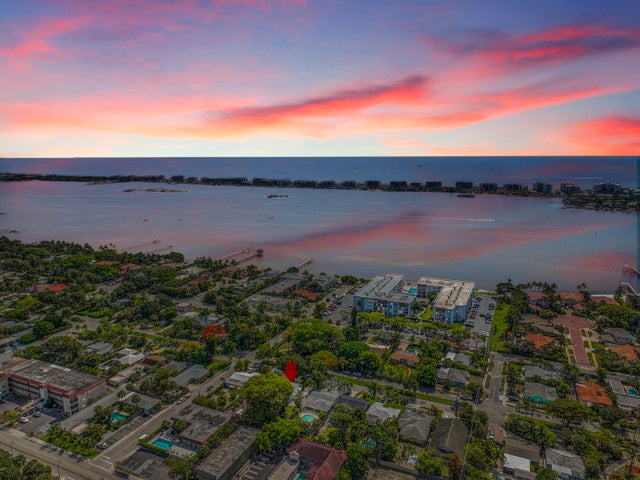 3 of 40 - 1511 S Palmway, Lake Worth Beach, FL
