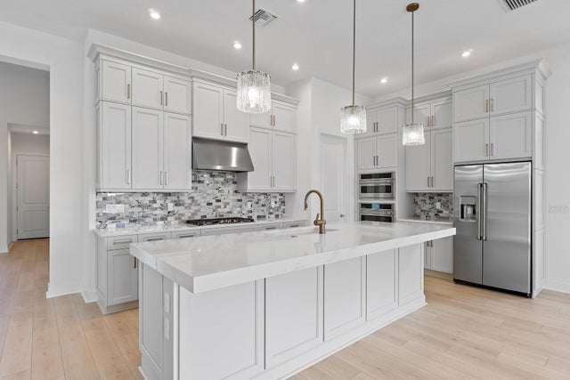 1 of 40 - 7050 Se Haven Lane, Stuart, FL
