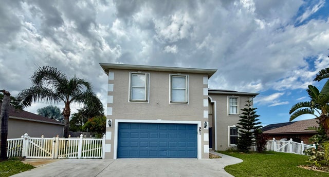 3 of 31 - 991 Se Bywood Avenue, Port Saint Lucie, FL