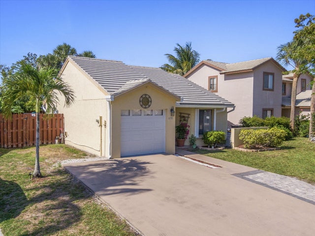 3 of 42 - 6081 Strawberry Fields Wy, Lake Worth, FL