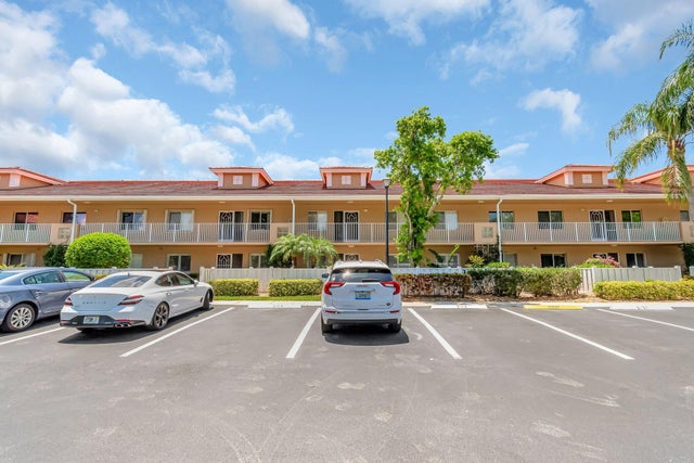 2 of 71 - 5914 Regal Glen Drive #107, Boynton Beach, FL