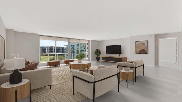 2 of 39 - 220 Se Mizner Blvd #822, Boca Raton, FL