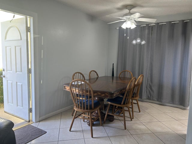 5 of 21 - 105 Sheffield E, West Palm Beach, FL