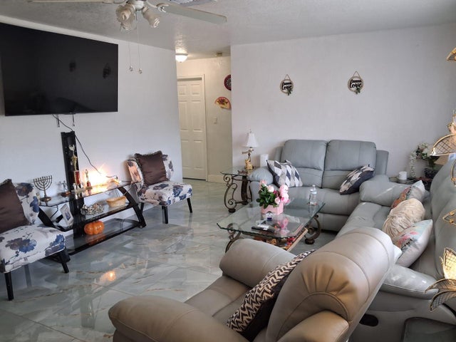 5 of 30 - 2506 Oleander Blvd, Fort Pierce, FL
