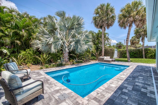 1 of 42 - 206 Se Wentworth Dr, Stuart, FL
