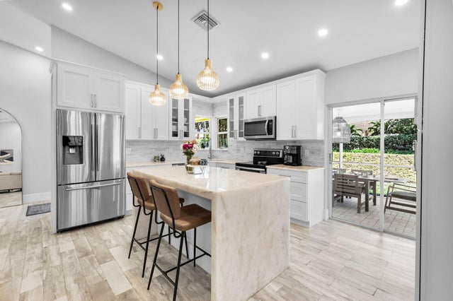 2 of 59 - 5421 Casa Real Dr, Delray Beach, FL