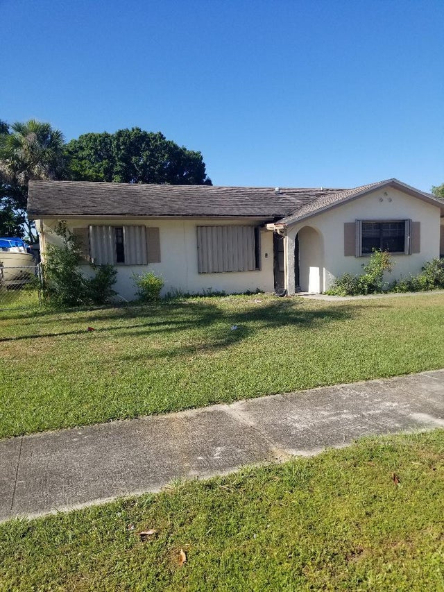 1 of 18 - 3209 Jersey Ct, Fort Pierce, FL