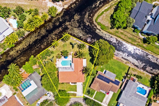 3 of 39 - 4060 Lake Drive, Coconut Creek, FL