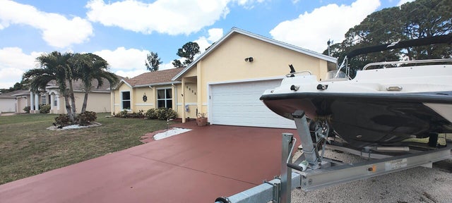 2 of 23 - 1514 Se Manth Lane, Port Saint Lucie, FL