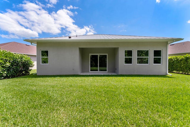 5 of 39 - 675 Ne Moss Rose Place, Port Saint Lucie, FL