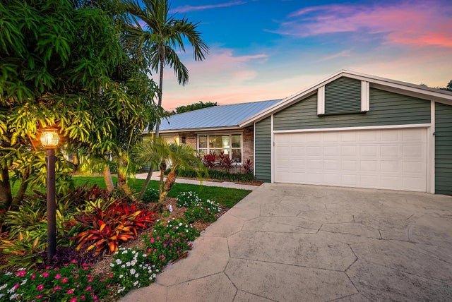 3 of 40 - 2590 Monaco Terrace, Palm Beach Gardens, FL
