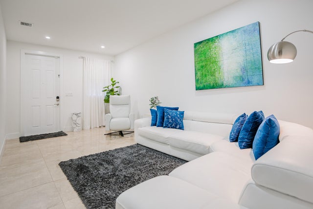 4 of 31 - 5405 Nw 27th Court, Margate, FL