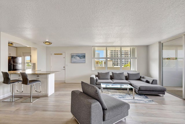 4 of 42 - 3640 N Ocean Drive #427, Singer Island, FL