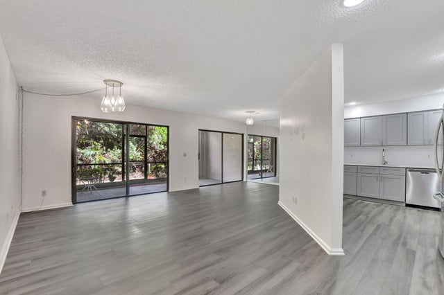 5 of 24 - 5640 Coach House Cir #c, Boca Raton, FL