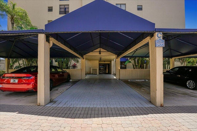 3 of 57 - 7572 Regency Lake Drive #501, Boca Raton, FL