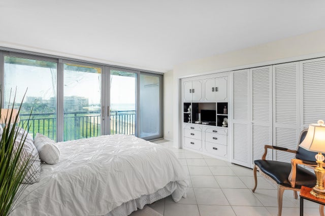 5 of 36 - 1180 S Ocean Blvd #7b, Boca Raton, FL