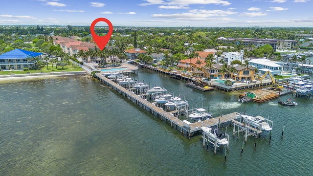 1 of 43 - 143 Harbors Wy, Boynton Beach, FL