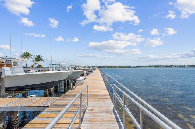 4 of 43 - 143 Harbors Wy, Boynton Beach, FL