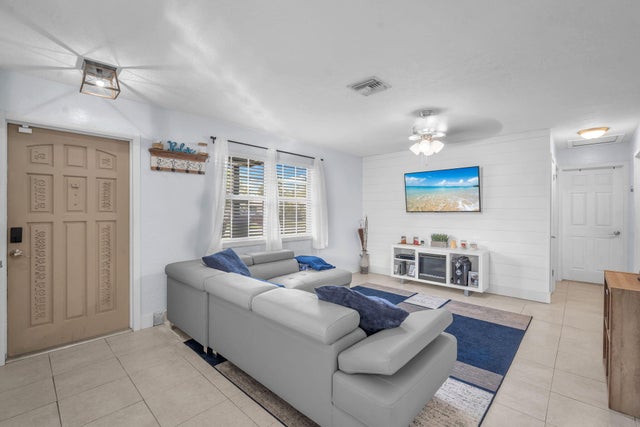 5 of 33 - 3314 Plaza Place, Lake Worth, FL