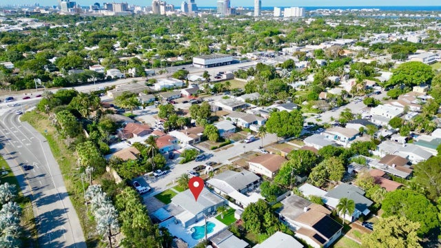 3 of 18 - 1034 Almeria Road, West Palm Beach, FL
