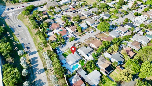 4 of 18 - 1034 Almeria Road, West Palm Beach, FL