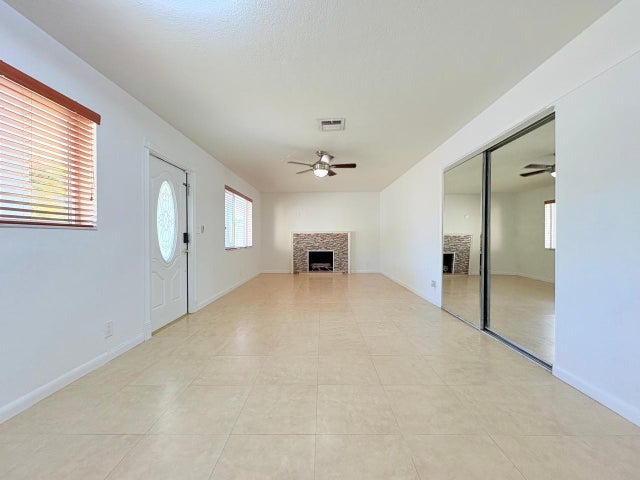 5 of 18 - 1034 Almeria Road, West Palm Beach, FL