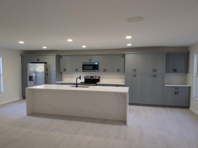 4 of 46 - 2012 White Coral Court, Wellington, FL