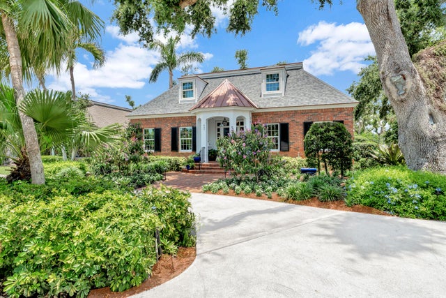645 Riomar Drive, Vero Beach