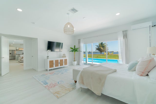 4 of 46 - 3718 N Shore Drive, West Palm Beach, FL