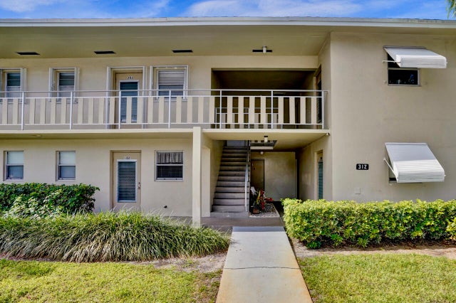 4 of 43 - 312 Ne 17th Avenue #202, Boynton Beach, FL