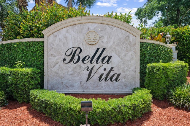 2 of 44 - 107 Via Aurelia, Royal Palm Beach, FL