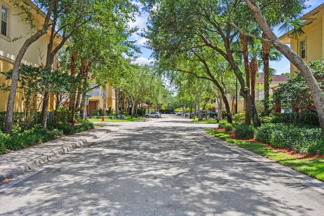 3 of 44 - 107 Via Aurelia, Royal Palm Beach, FL