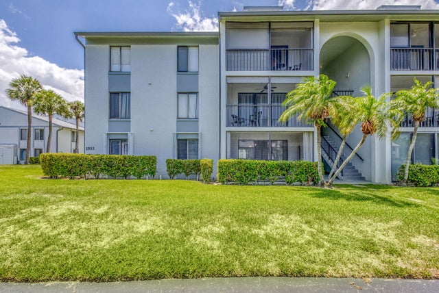 2 of 52 - 1011 Green Pine Blvd #g1, West Palm Beach, FL