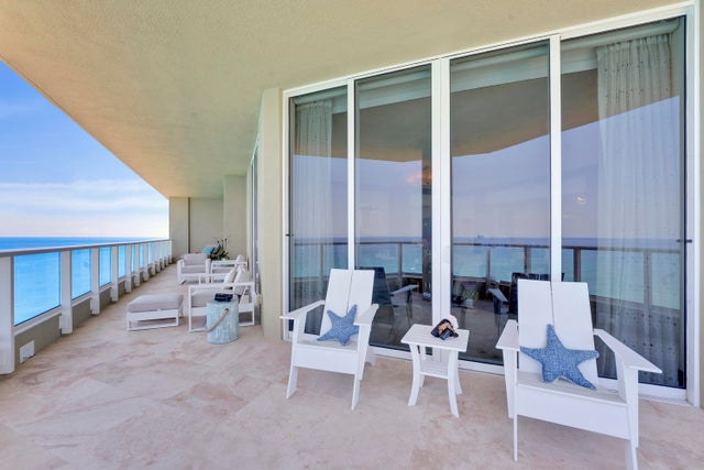 5 of 67 - 5050 N Ocean Dr #1701, Singer Island, FL