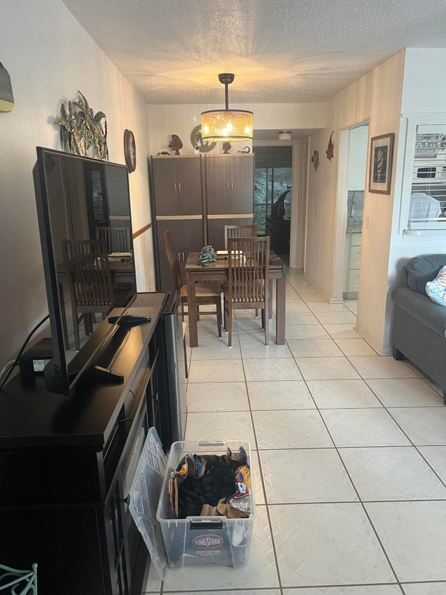 4 of 10 - 132 Berkshire F, West Palm Beach, FL