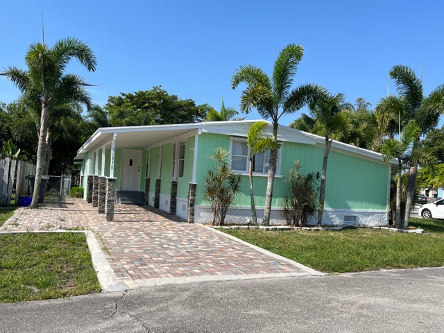 2 of 21 - 11876 Atlantic Cir, Boca Raton, FL