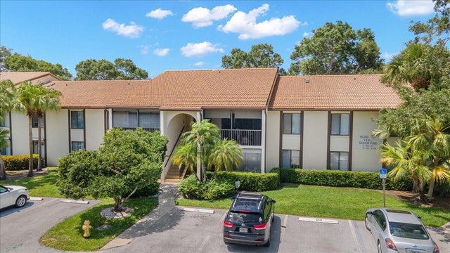 1 of 41 - 1995 Sw Silver Pine Wy #bldg 119 H1, Palm City, FL