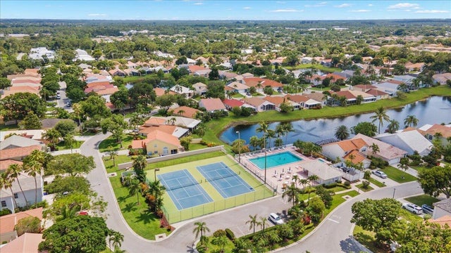 4 of 41 - 1995 Sw Silver Pine Wy #bldg 119 H1, Palm City, FL
