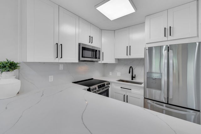 1 of 33 - 76 Mansfield B #76, Boca Raton, FL