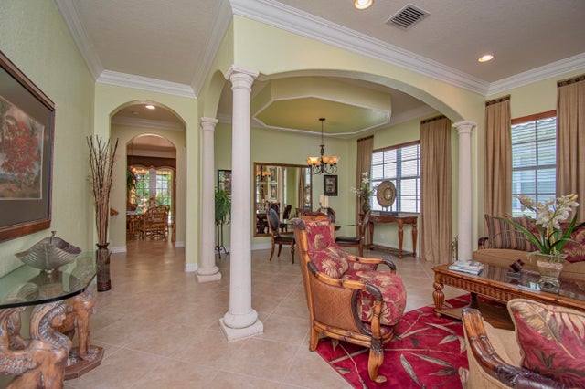 4 of 48 - 10689 Willow Oak Ct, Wellington, FL