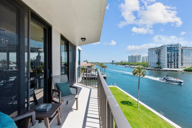 2 of 65 - 899 Jeffery St #414, Boca Raton, FL