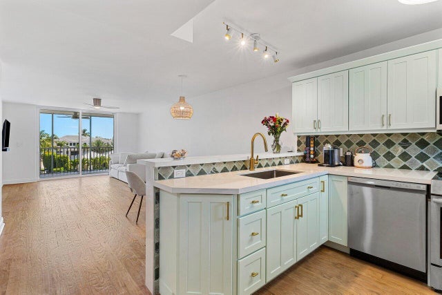 5 of 32 - 750 Ne Spanish River Blvd #3020, Boca Raton, FL
