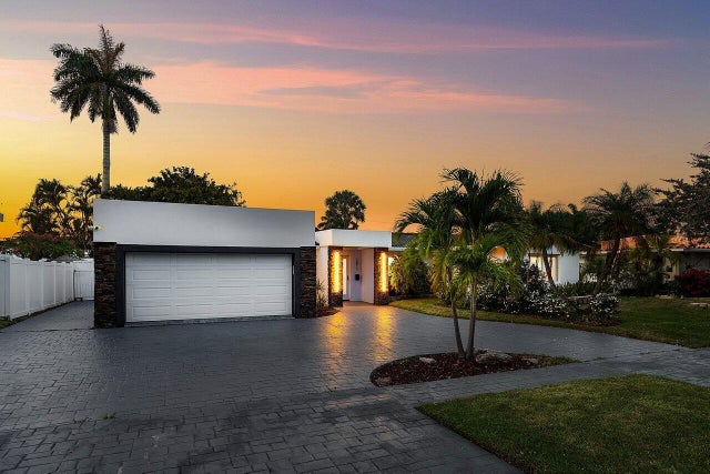 5 of 56 - 2611 Ne 49 Street, Lighthouse Point, FL