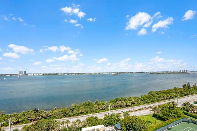 4 of 47 - 5080 N Ocean Dr #10c, Singer Island, FL