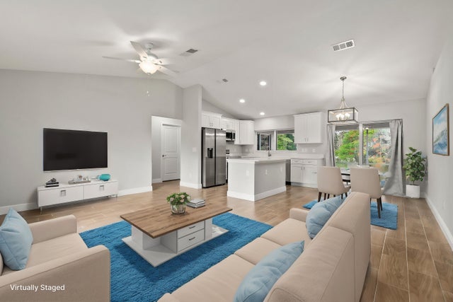 4 of 37 - 5609 Sunset Boulevard, Fort Pierce, FL