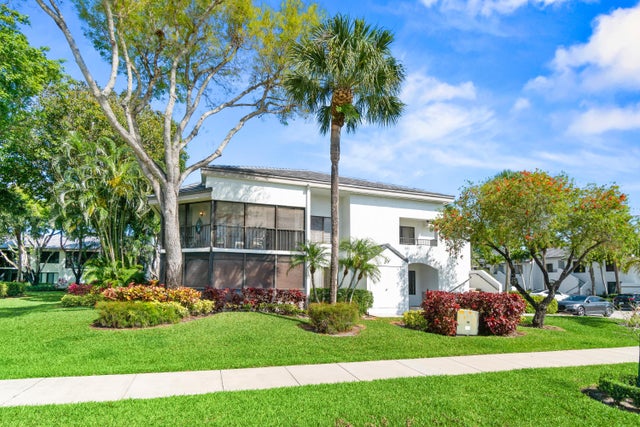2 of 33 - 7533 Glendevon Lane #905, Delray Beach, FL
