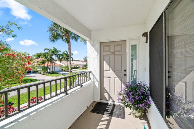 5 of 33 - 7533 Glendevon Lane #905, Delray Beach, FL