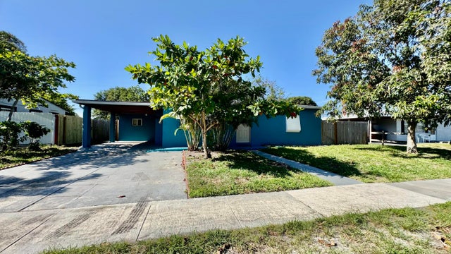 5 of 31 - 629 Troy Boulevard, West Palm Beach, FL