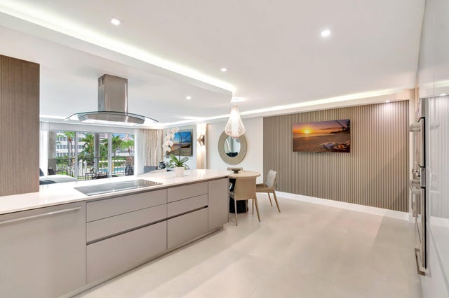 1 of 107 - 875 E Camino Real #2g, Boca Raton, FL