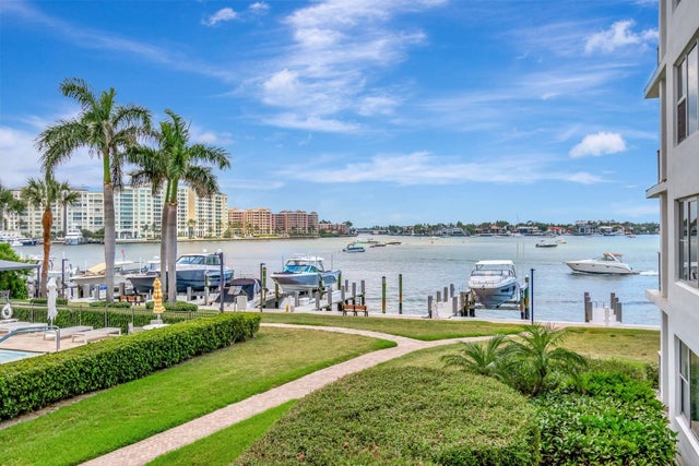 4 of 107 - 875 E Camino Real #2g, Boca Raton, FL